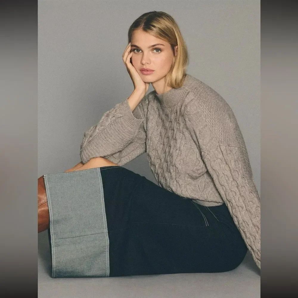 NWT Anthropologie long sleeved cropped Cable knit sweater